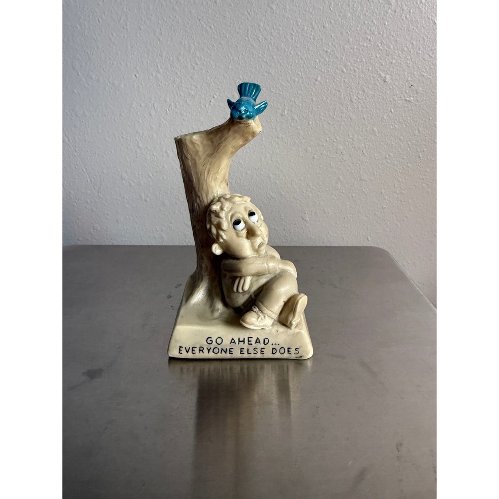 Vintage Go Ahead Everyone Else Does Figurine Blue Bird Tree‎ Novelty sillisculpt